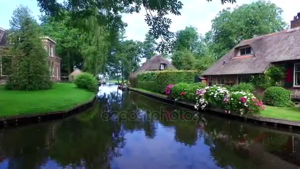 Giethoorn село каналів — стокове відео