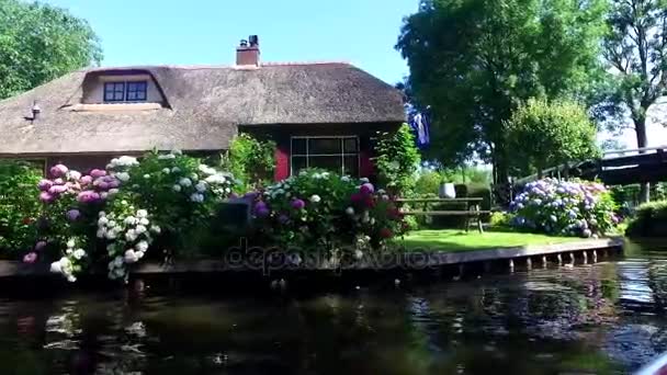 Canales de pueblo de Giethoorn — Vídeo de stock
