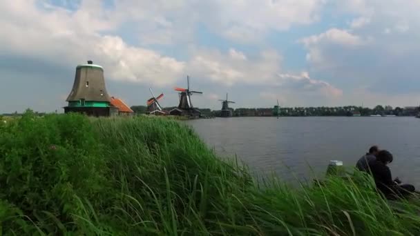 Windmolens in Zaanse Schans — Stockvideo