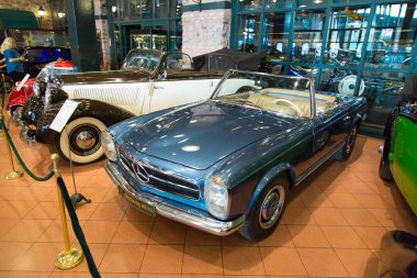 Eski model araba görünümü