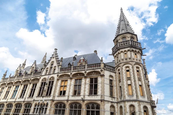 Edificio de Correos de Korenmarkt en Gent — Foto de Stock