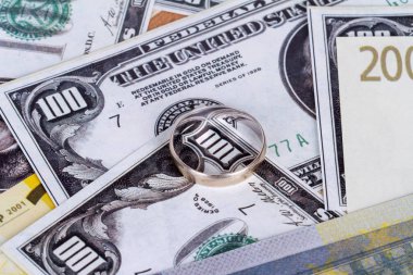 Banknot evlilik ile finans kavram olarak halka