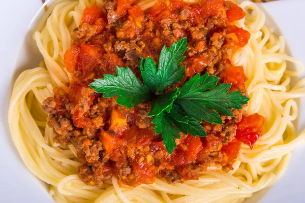 토마토 Bolognese 소스 스파게티 파스타 — 스톡 사진