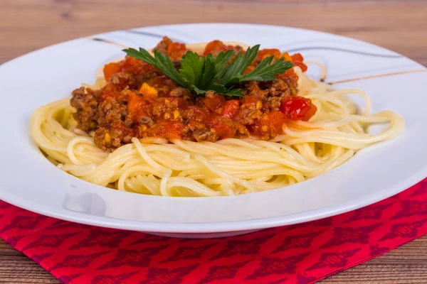 토마토 Bolognese 소스 스파게티 파스타 — 스톡 사진