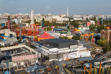 Dönme dolap Prater Parkı içinde Avrupa'nın görünümünden