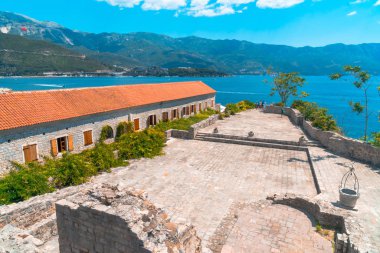 Eski kasaba Budva panoramik görünüm