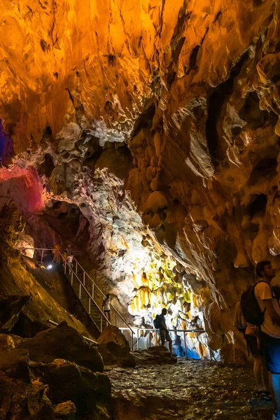 Vrelo Cave in Matka Canyon — Stock Photo, Image