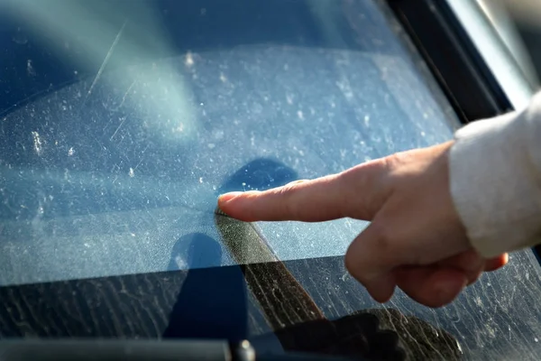 Dirty windshield of a car — Stock Photo, Image