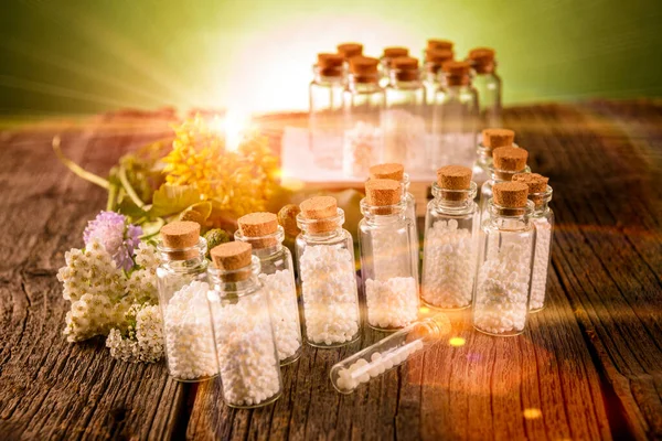 Homeopatických kuliček — Stock fotografie