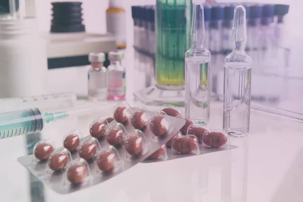 Плацебо Таблетки Инъекции Стол Лаборатории — стоковое фото