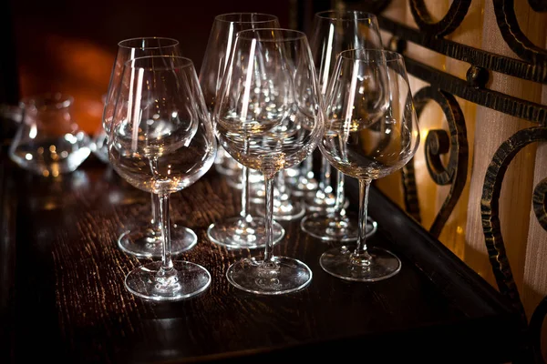 Gözlük bir bar alkol için