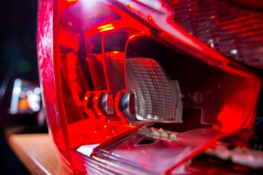 Işıklar araba demonte