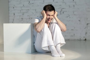 adam depresyon