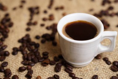 Kahve kahve çekirdekleri ile Sim Tarih