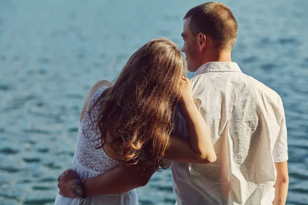 Couple amoureux de la nature — Photo