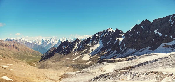 Malerische alpine Landschaft — Stockfoto