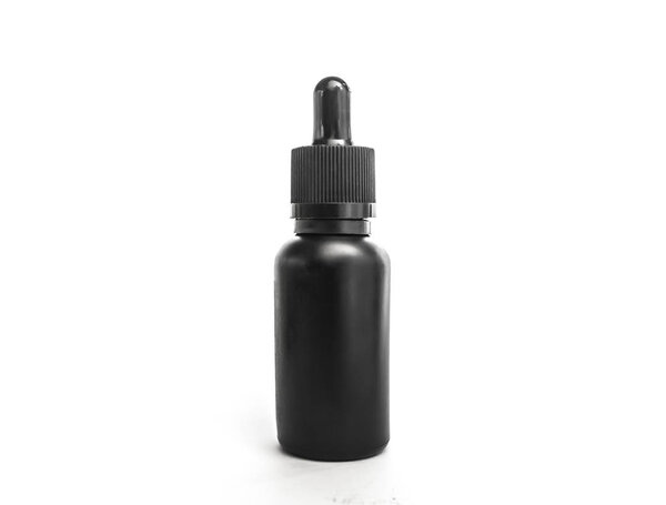 Dropper Vape black bottle with liquid