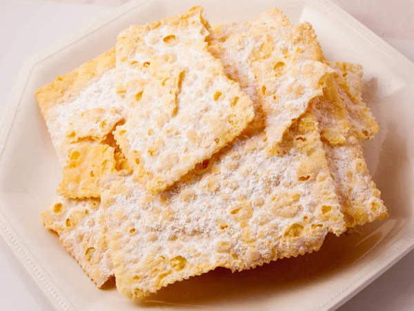 Crostoli, typical Italian sweet. — Stock Photo, Image