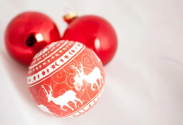 Red and white christmas balls. — Stock Photo, Image