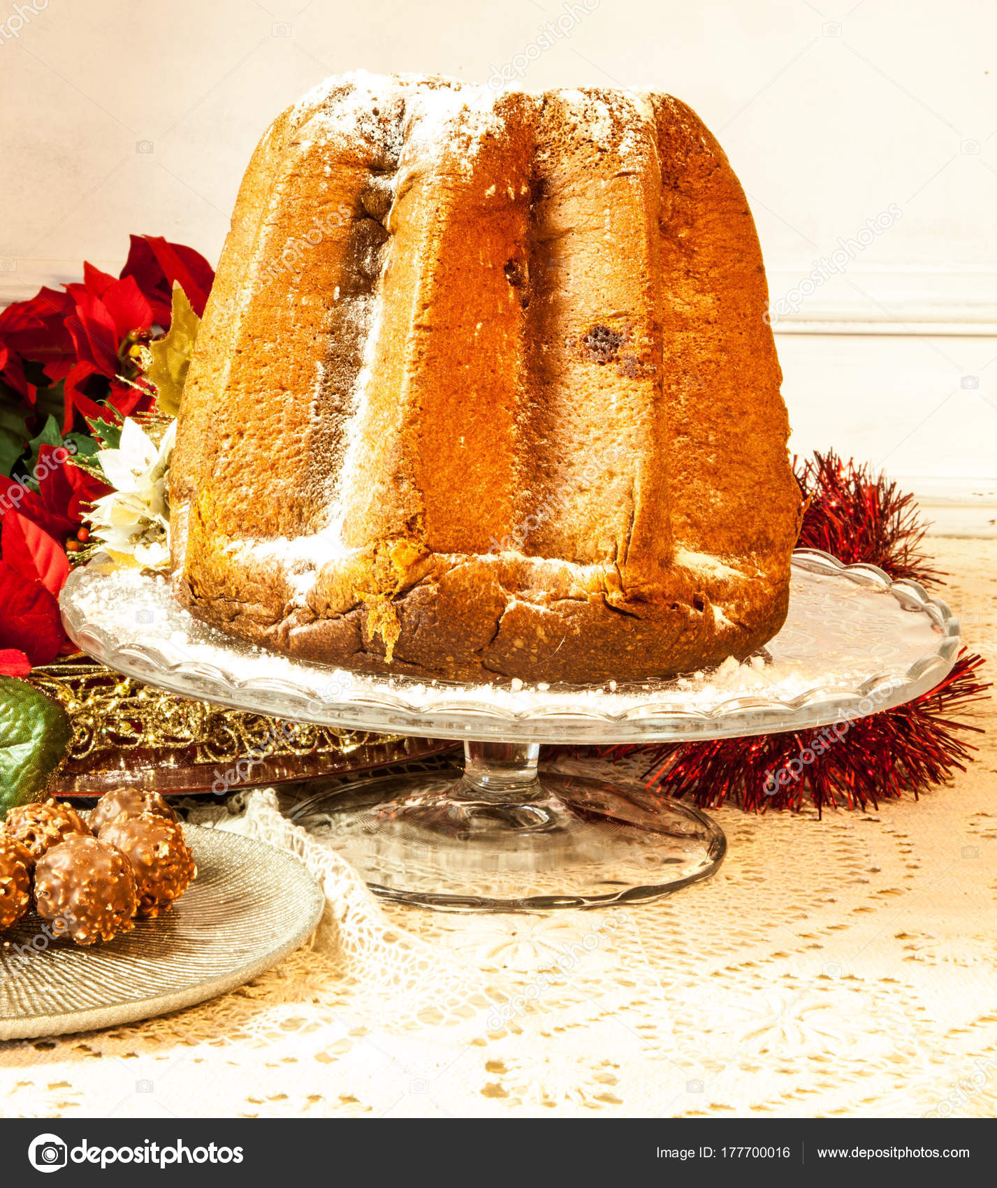 il pandoro a typical italian christmas dessert on a beautiful table with decorations photo by fiorellamacor - Italian Christmas Table Decorations il pandoro a typical italian christmas dessert on a beautiful table with decorations photo by fiorellamacor - Italian Christmas Table Decorations