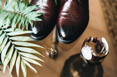 Düğün gününün detayları. Damadın hazırlığı..