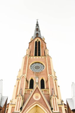 Kutsal Üçlü Katolik Kilisesi, Gervyaty Köyü, Grodno bölgesi, B