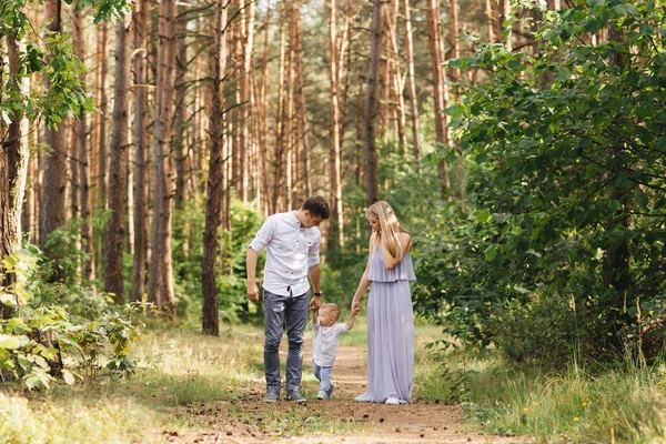 Happy Young Family Spends Time Together Nature Parents Hold Child — Stockfoto