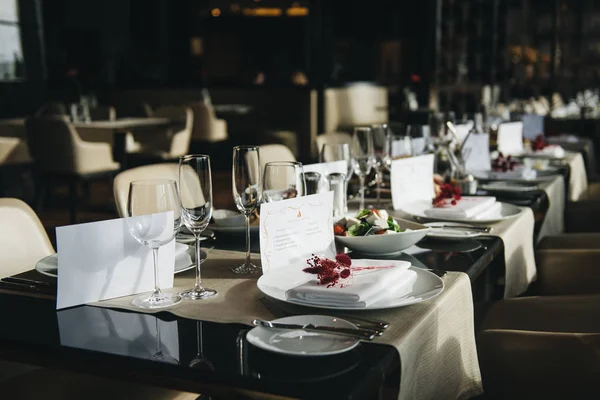 luxury elegant table setting dinner in a restaurant