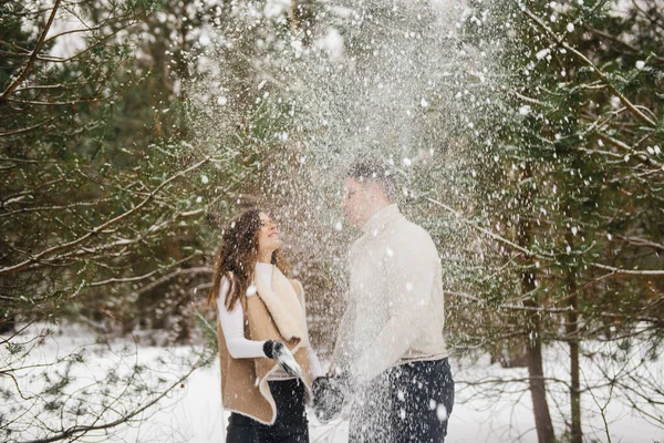 Winter Love Story Ice Stylish Lovers Guy Girl Winter Forest — Stock Photo, Image