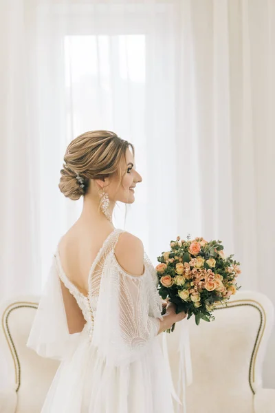 Portrait Beautiful Young Bride Bright Room Romantic Atmosphere Close Wedding — 스톡 사진