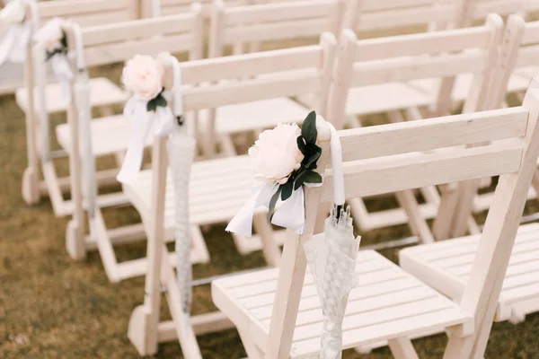 Stühle Für Hochzeitsgäste Hochzeitsdekor Selektiver Fokus — Stockfoto