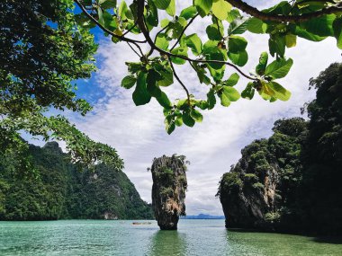 Bond Island. Thailand. Unusual rock in Thailand. Nature reserve. Phang Nga. Resorts of Thailand. Holidays in Phuket. Koh Tapu island. The beaches of Southeast Asia. Indian Ocean. Island tour.