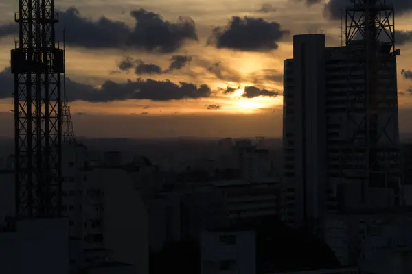 Όμορφο Ηλιοβασίλεμα Ουρανό Στο Σάο Πάολο Βραζιλία — Φωτογραφία Αρχείου