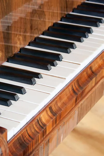 Klawiatury stary fortepian — Zdjęcie stockowe