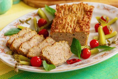 garnitür Turşu sebze ile et ekmek