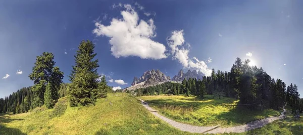 360 Vista Panorâmica Trilha Adolf Munkel Weg Com Montanhas Geisler — Fotografia de Stock