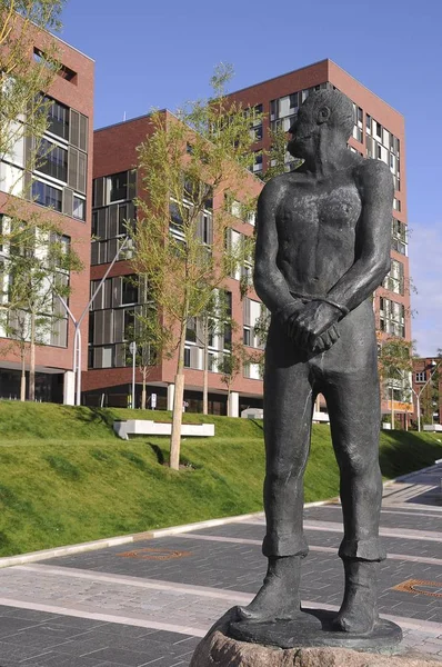海賊クラウス シュテールテベーカー スポーツ Grasbrook ハーフェンシティ地区 ハンブルク ドイツ ヨーロッパの彫刻 — ストック写真