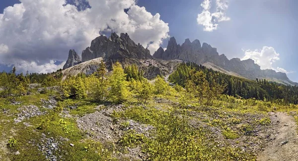 Panoramablick Adolfmunkelweg Der Geislergruppe Geislergruppe Geislerberge Villnösser Oder Funistal Dolomiten — Stockfoto