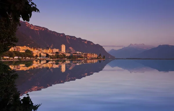 Montreux Dusk Canon Vaud Lake Geneva Швейцария Европа — стоковое фото