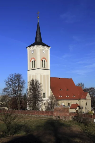 Kerk Van Naustadt Klipphausen Linkselbische Taeler Valleien Linkeroever Van Elbe — Stockfoto