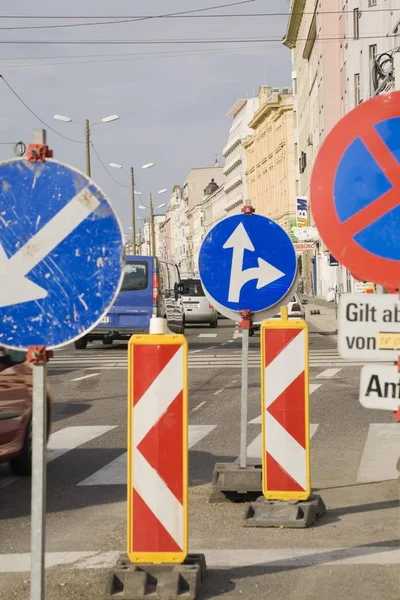 Señales Tráfico Una Zona Construcción Viena Austria Europa —  Fotos de Stock