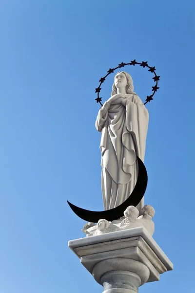 Άγαλμα Της Παναγίας Μαρία Virgen Regla Ένα Ψαμμίτης Εκκλησία Στο — Φωτογραφία Αρχείου
