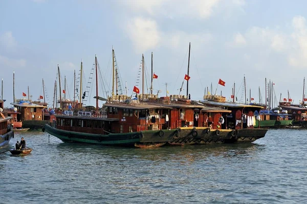 Порт Заливе Халонг Вьетнам Юго Восточная Азия Азия — стоковое фото