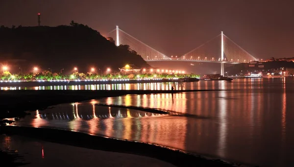Мост Между Бай Чаем Хон Гаем Залив Халонг Вьетнам Юго — стоковое фото