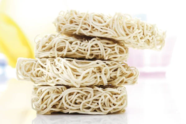 Fideos Mie Aislados Blanco — Foto de Stock