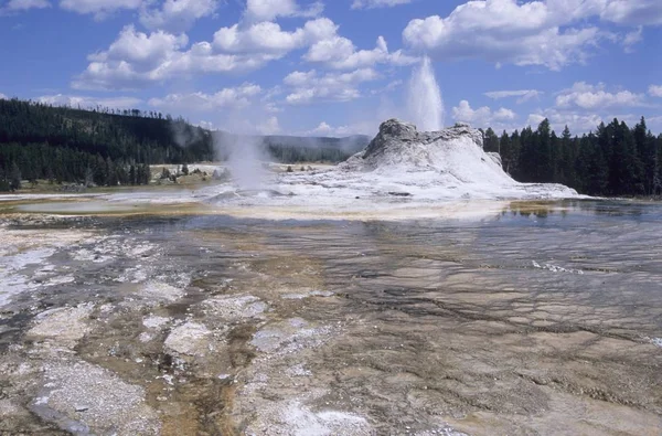 Zamku Gejzer Yellowstone Stany Zjednoczone Ameryka Północna — Zdjęcie stockowe