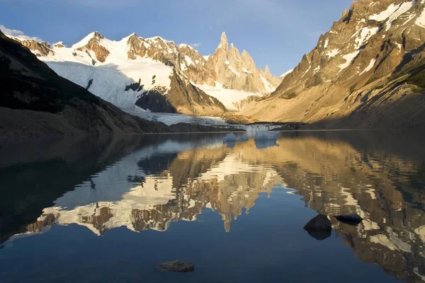 Reflejo Del Monte Cerro Torre Lago Glaciar Por Mañana Parque — Foto de Stock