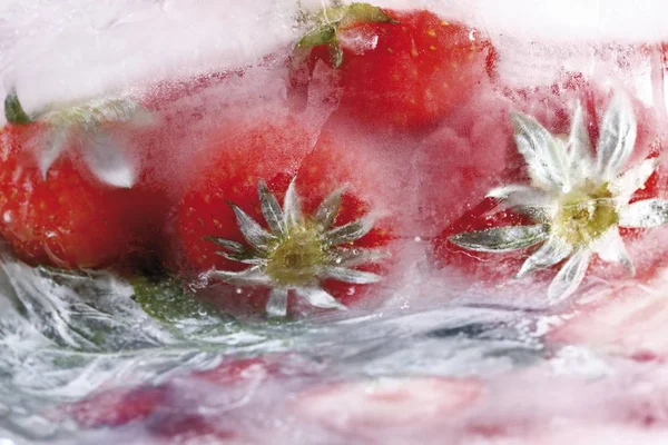 Close Van Bevroren Aardbeien — Stockfoto