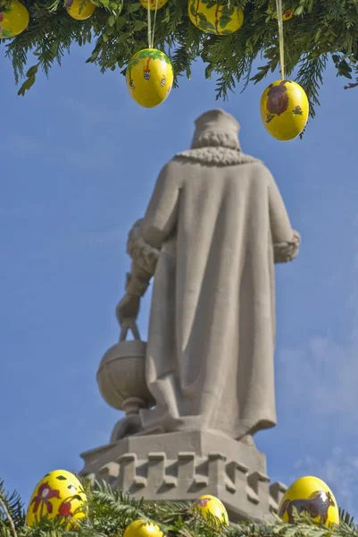 Rückansicht Der Statue Des Mathematikers Und Astronomen Johann Mueller — Stockfoto