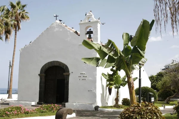 Malý Bílý Kostel Puerto Cruz Tenerife Kanárské Ostrovy Španělsko Evropa — Stock fotografie